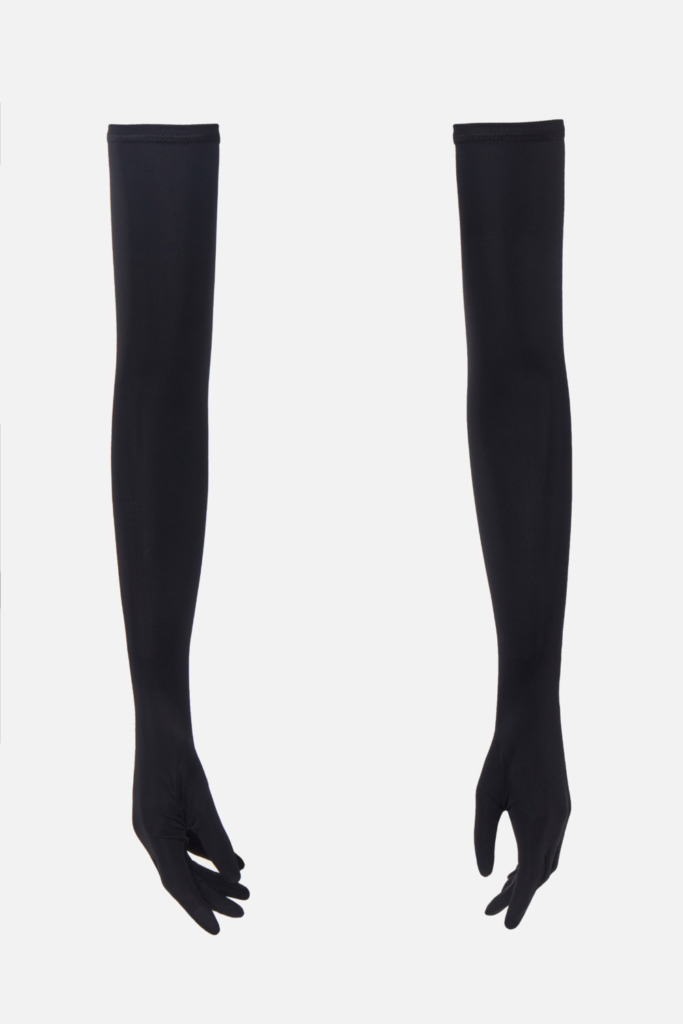Combinaison noire ajustée