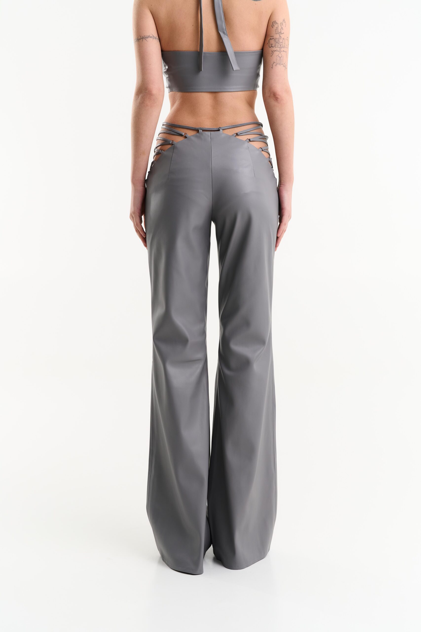 Pantalons gris évasés avec liens