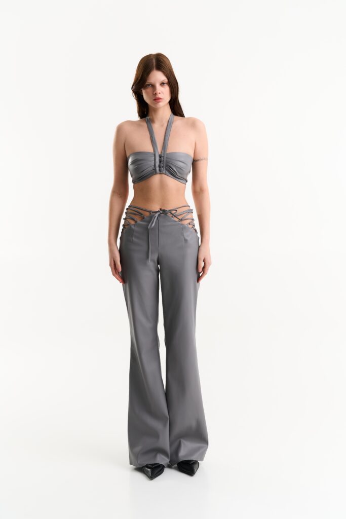 Grey button-up top (SKU 743/1.1)