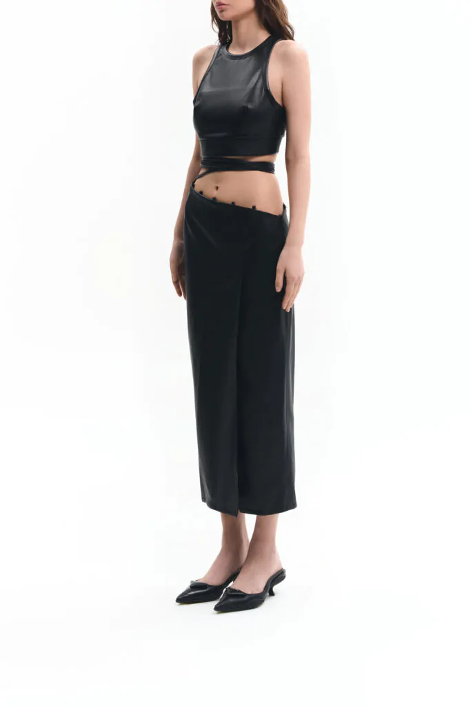 Black skirt with ties (SKU 737/1)