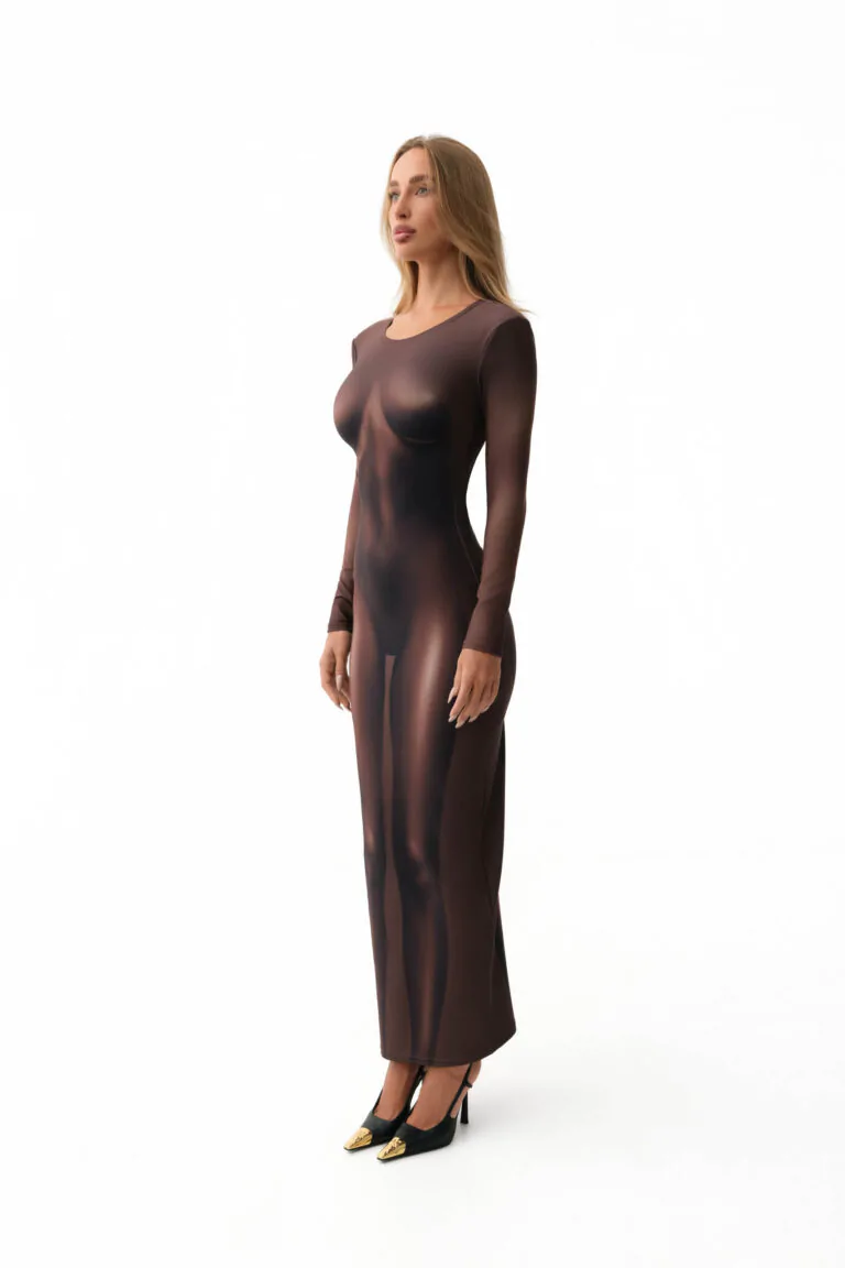 Robe maxi marron chocolat avec imprimé illusion corps nude